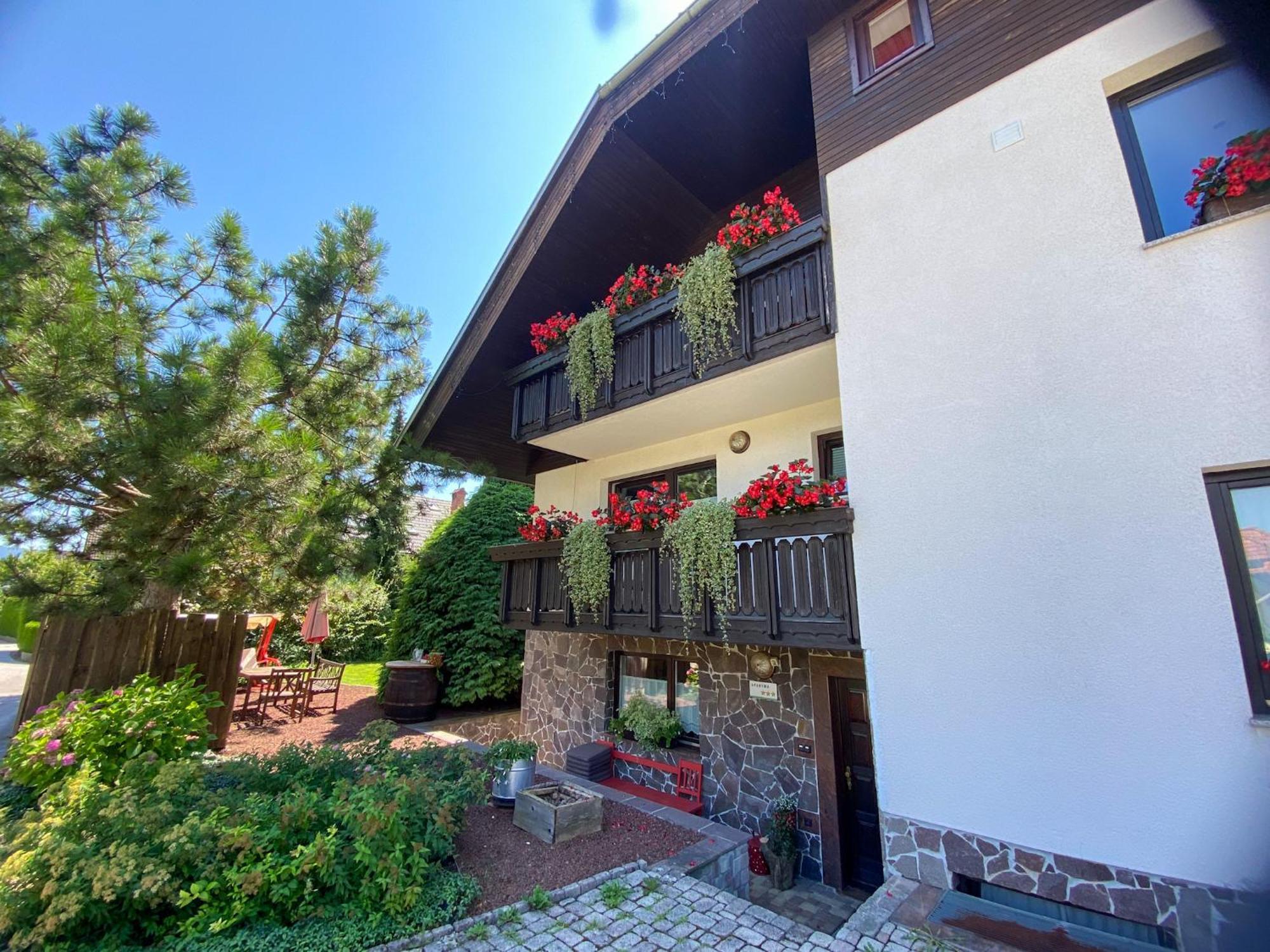 Petra Garden Apartment Блед Екстериор снимка